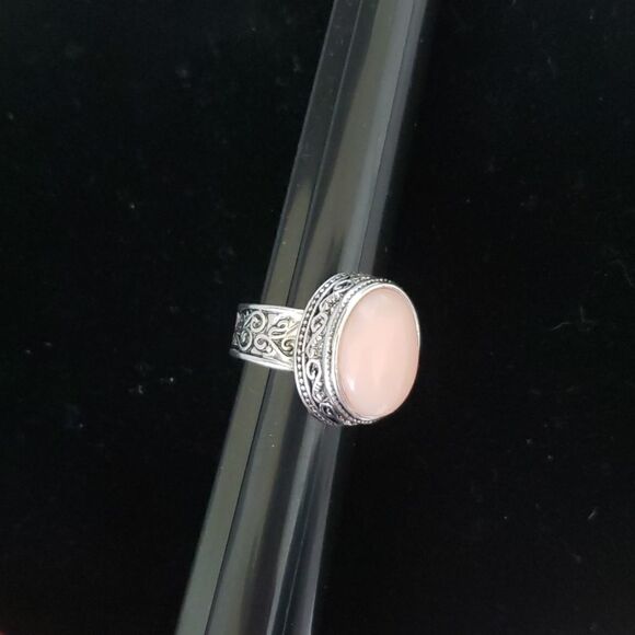🆕️Beautiful ring peach stone - Picture 1 of 4